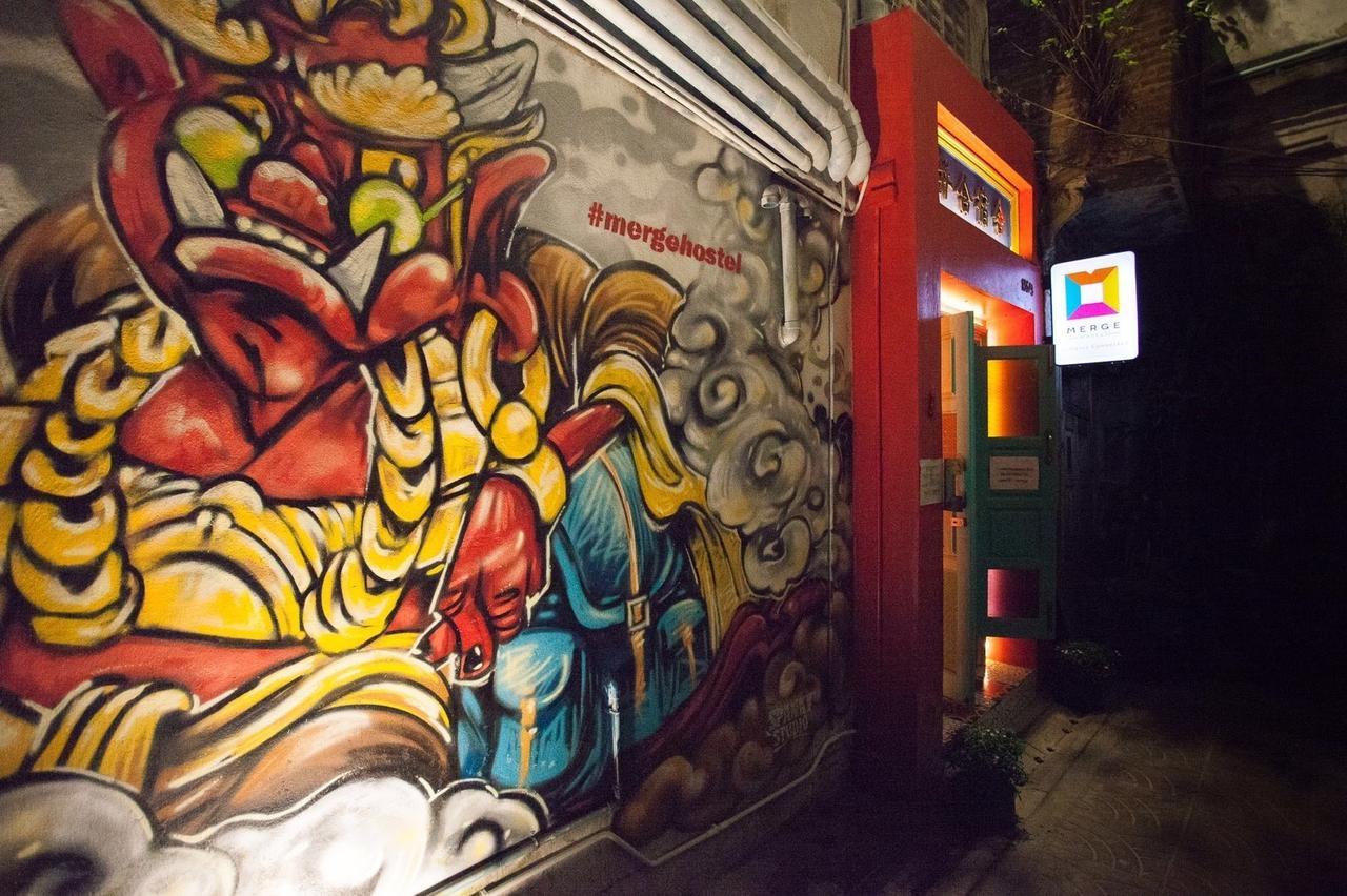 Stash Hostel Bangkok Exterior photo